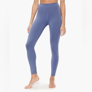 Alo Yoga 7/8 High-Waist Airlift Legging